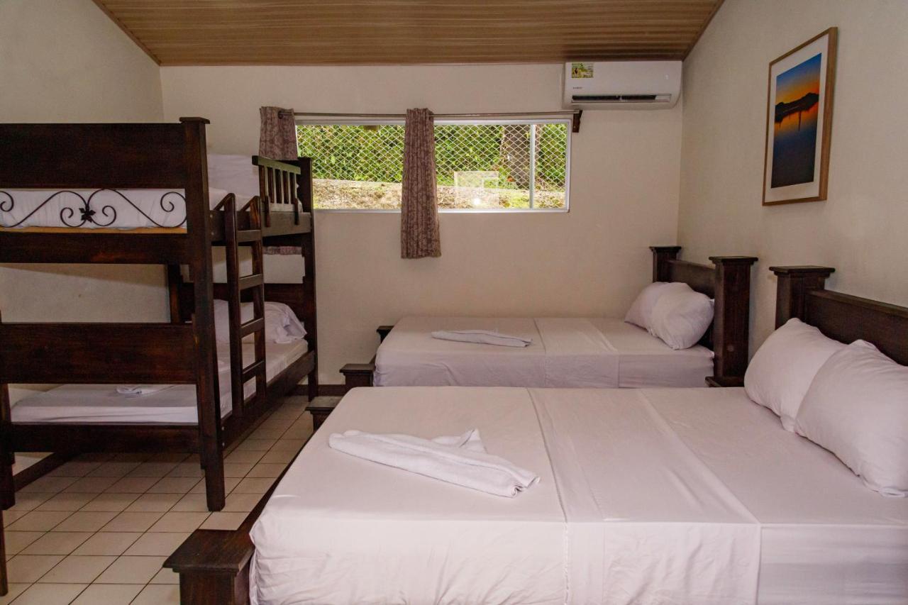 Hotel Don Fito Golfito Exterior photo